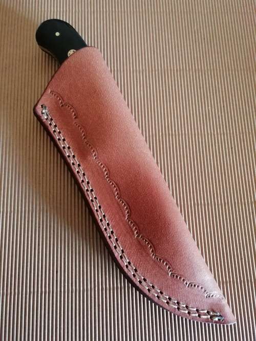 HANDMADE DAMASCUS STEEL HUNTING KNIFE !!!