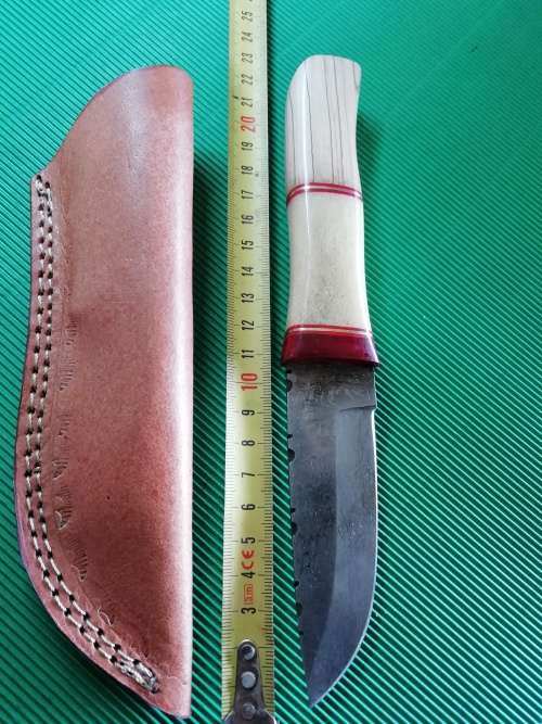 HANDMADE DAMASCUS STEEL HUNTING KNIFE !!!