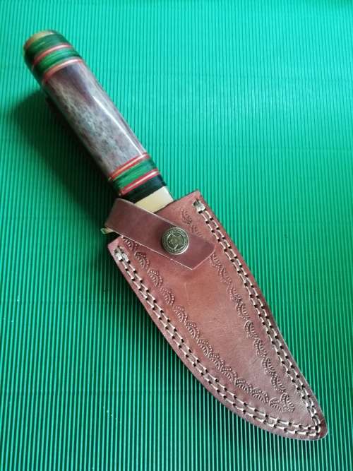 HANDMADE DAMASCUS STEEL HUNTING KNIFE !!!