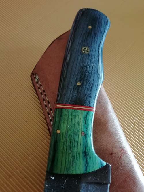 HANDMADE DAMASCUS STEEL HUNTING KNIFE !!!