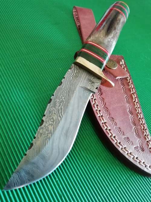 Handmade Damascus Steel Hunting Knife !!!