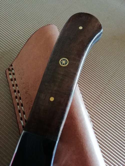 HANDMADE DAMASCUS STEEL HUNTING KNIFE !!!