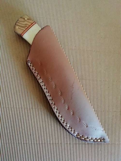 HANDMADE DAMASCUS STEEL HUNTING KNIFE !!!