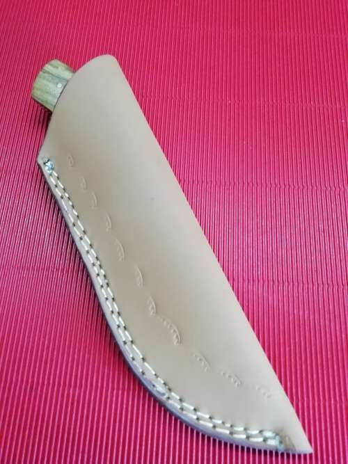 HANDMADE DAMASCUS STEEL HUNTING KNIFE !!!