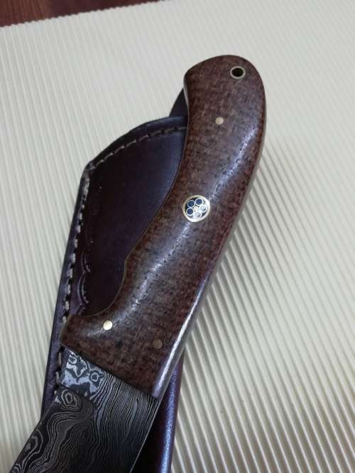 HANDMADE DAMASCUS STEEL HUNTING KNIFE !!!
