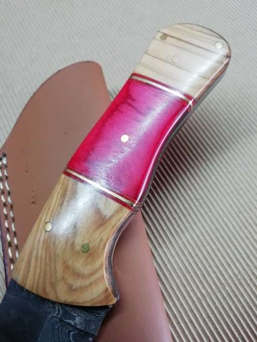 HANDMADE DAMASCUS STEEL HUNTING KNIFE !!!
