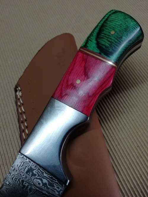 HANDMADE DAMASCUS STEEL HUNTING KNIFE !!!