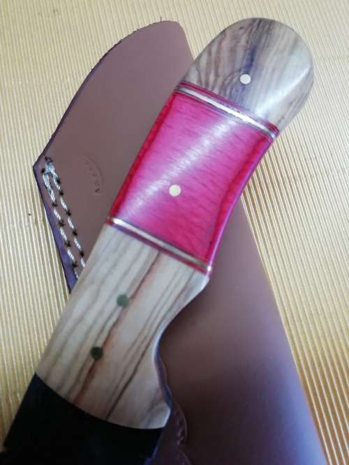 HANDMADE DAMASCUS STEEL HUNTING KNIFE !!!