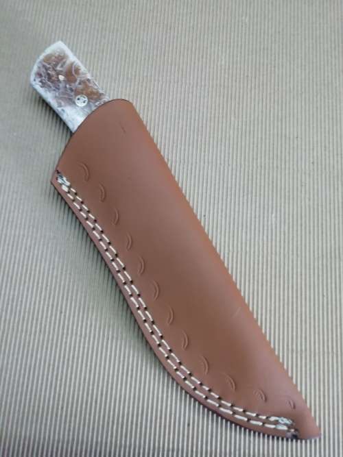 HANDMADE DAMASCUS STEEL HUNTING KNIFE !!!