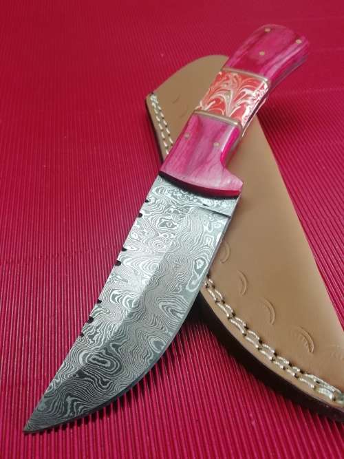 HANDMADE DAMASCUS STEEL HUNTING KNIFE !!!