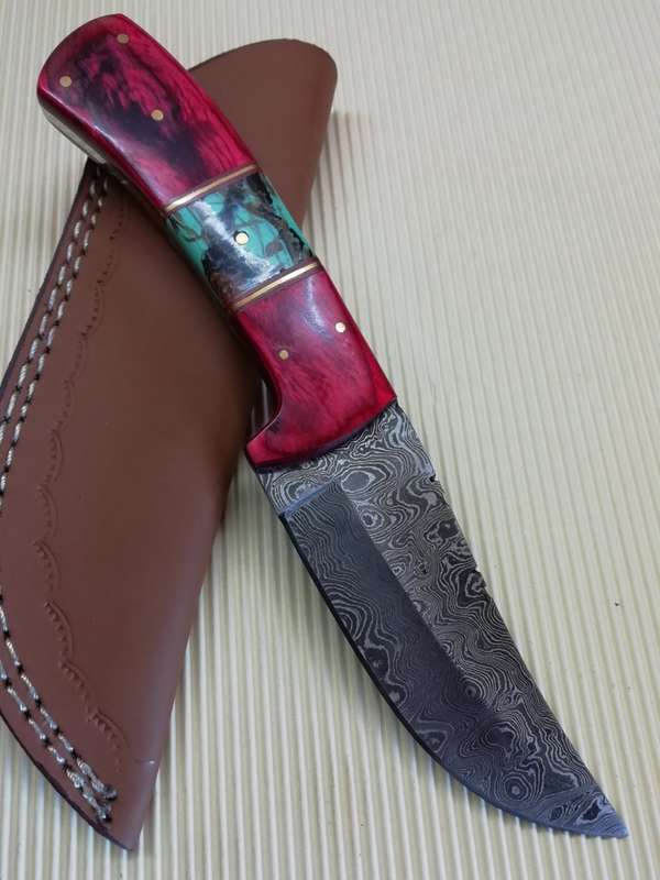 HANDMADE DAMASCUS STEEL HUNTING KNIFE !!!