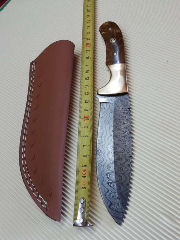 HANDMADE DAMASCUS STEEL HUNTING KNIFE !!!
