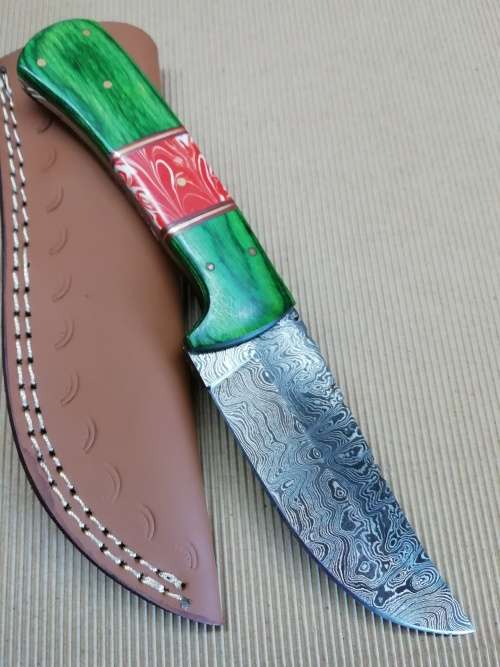 HANDMADE DAMASCUS STEEL HUNTING KNIFE !!!