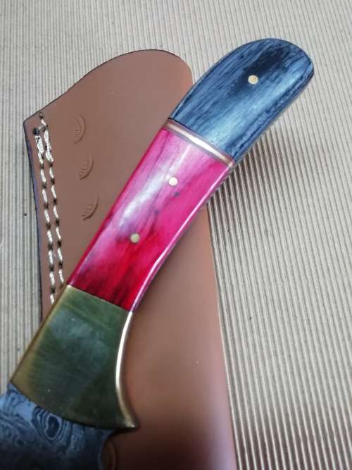 HANDMADE DAMASCUS STEEL HUNTING KNIFE !!!