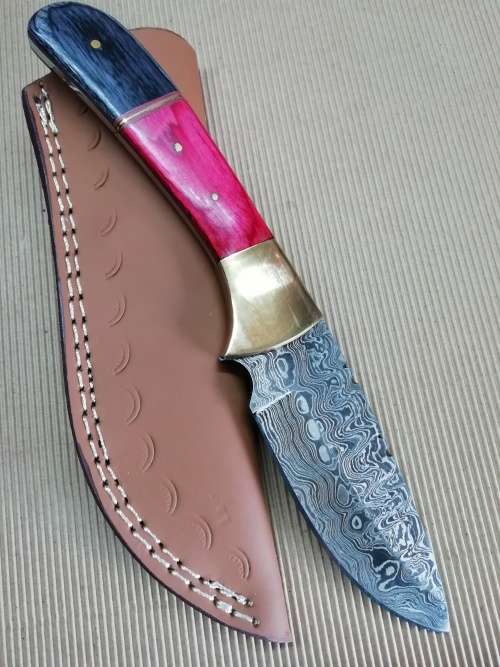 HANDMADE DAMASCUS STEEL HUNTING KNIFE !!!