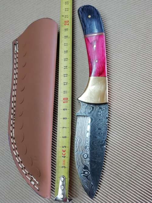 HANDMADE DAMASCUS STEEL HUNTING KNIFE !!!