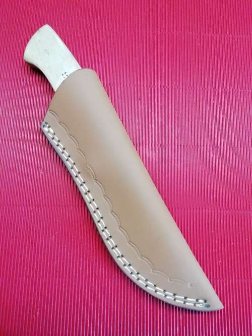 HANDMADE DAMASCUS STEEL HUNTING KNIFE !!!
