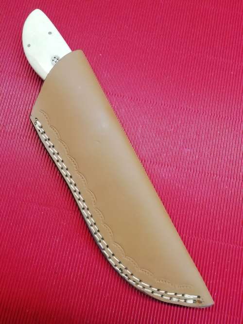 HANDMADE DAMASCUS STEEL HUNTING KNIFE !!!