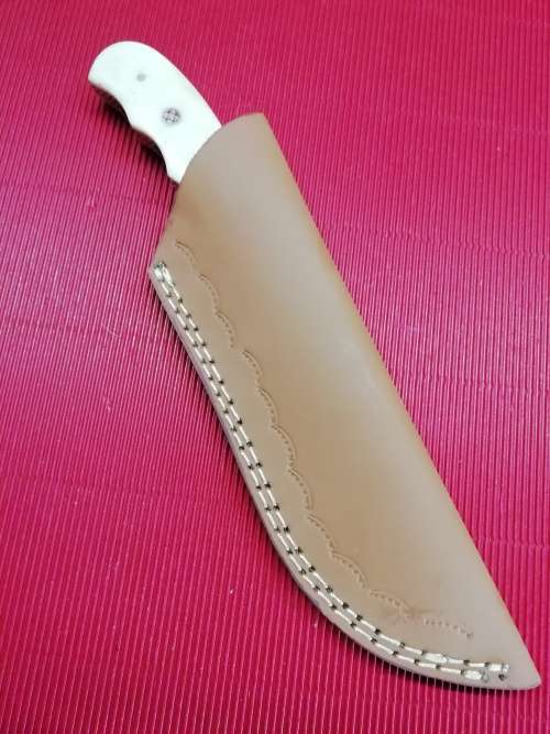 HANDMADE DAMASCUS STEEL HUNTING KNIFE !!!