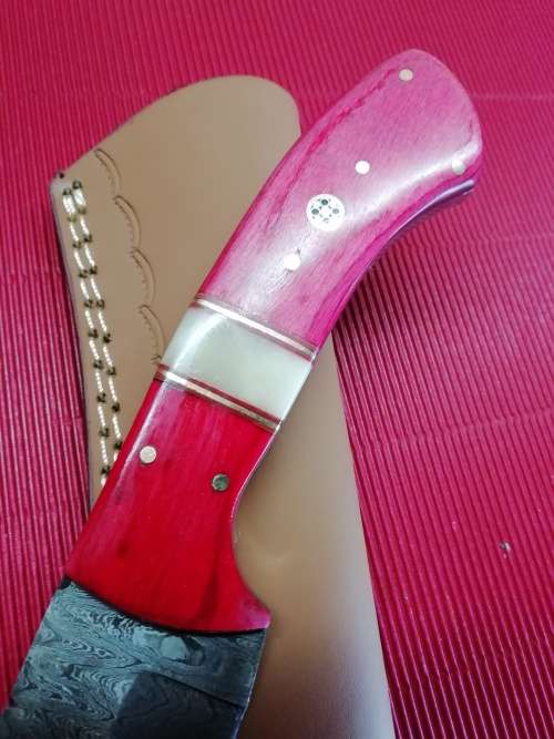 HANDMADE DAMASCUS STEEL HUNTING KNIFE !!!