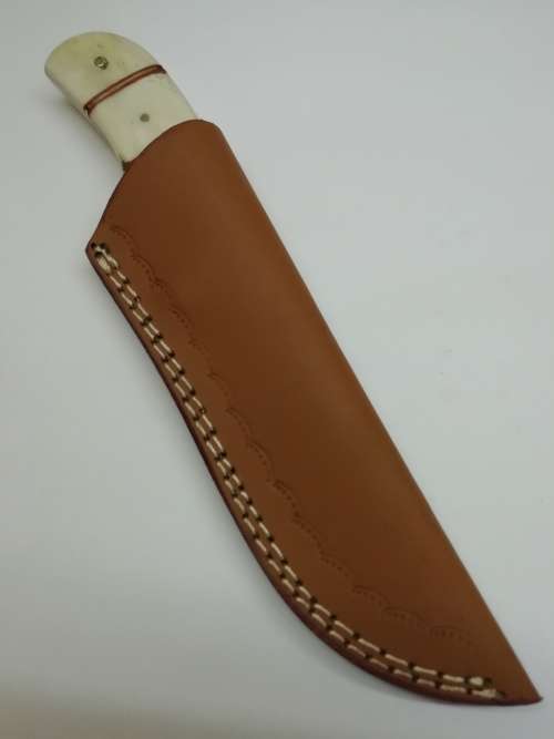 HANDMADE DAMASCUS STEEL HUNTING KNIFE !!!
