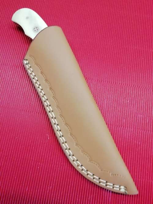 HANDMADE DAMASCUS STEEL HUNTING KNIFE !!!