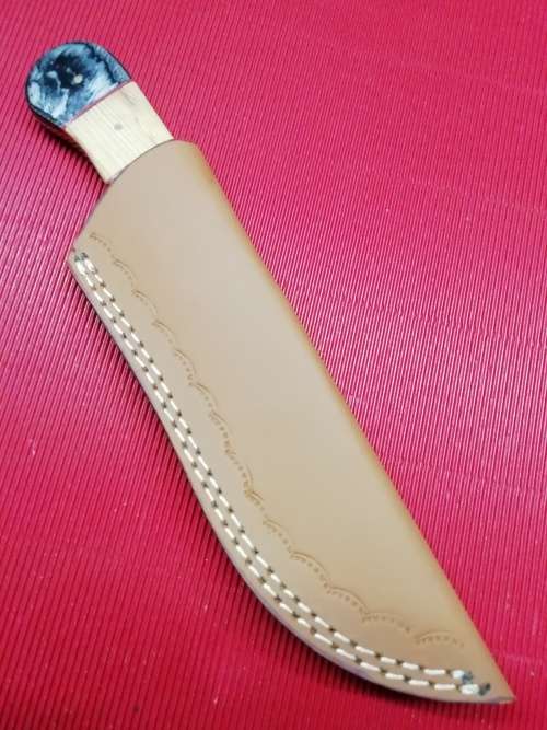 HANDMADE DAMASCUS STEEL HUNTING KNIFE !!!