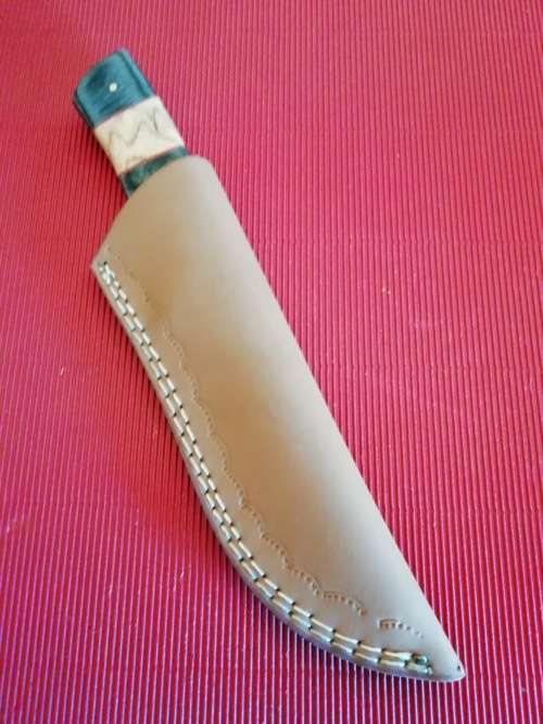 HANDMADE DAMASCUS STEEL HUNTING KNIFE !!!