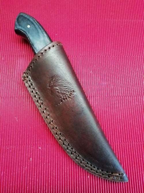 HANDMADE DAMASCUS STEEL HUNTING KNIFE !!!