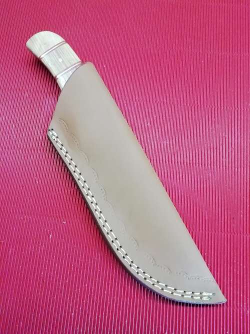 HANDMADE DAMASCUS STEEL HUNTING KNIFE !!!