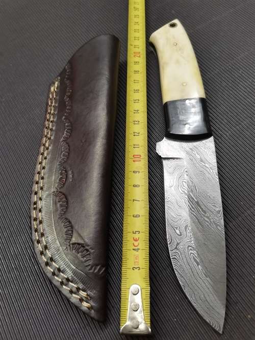 HANDMADE DAMASCUS STEEL HUNTING KNIFE - NEW STOCK !!!