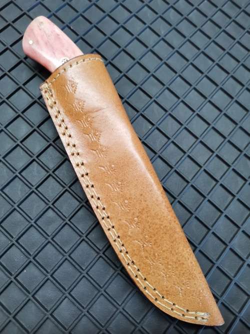 HANDMADE DAMASCUS STEEL HUNTING KNIFE !!!