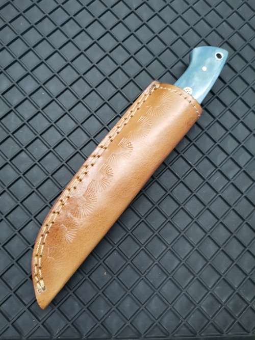 HANDMADE DAMASCUS STEEL HUNTING KNIFE !!!