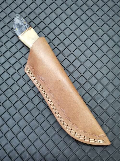 HANDMADE DAMASCUS STEEL HUNTING KNIFE !!!