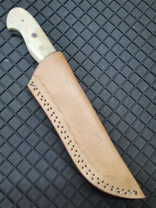 HANDMADE DAMASCUS STEEL HUNTING KNIFE !!!