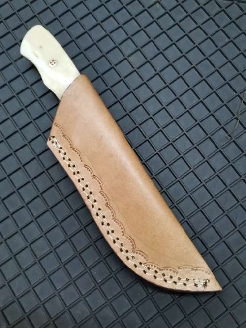 HANDMADE DAMASCUS STEEL HUNTING KNIFE !!!