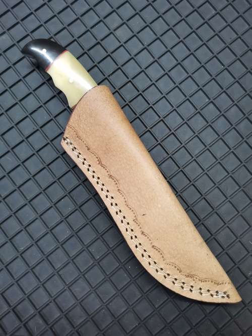 HANDMADE DAMASCUS STEEL HUNTING KNIFE !!!