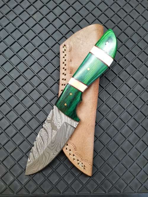 HANDMADE DAMASCUS STEEL HUNTING KNIFE