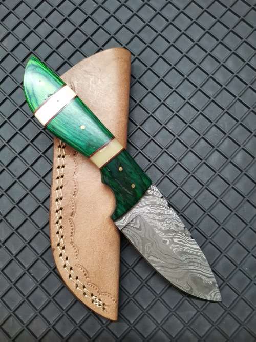 HANDMADE DAMASCUS STEEL HUNTING KNIFE