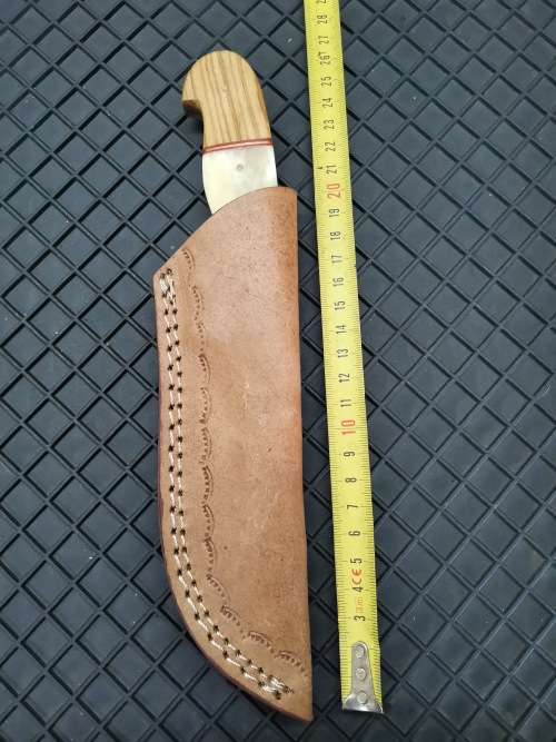 HANDMADE DAMASCUS STEEL HUNTING KNIFE