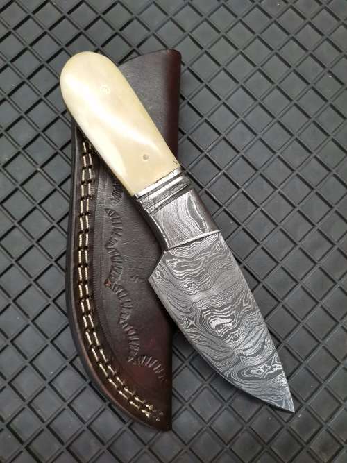 HANDMADE DAMASCUS STEEL HUNTING KNIFE