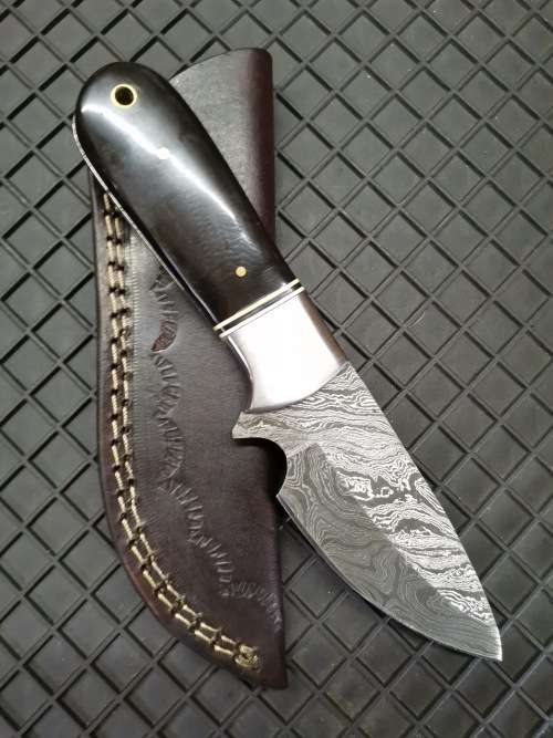 HANDMADE DAMASCUS STEEL HUNTING KNIFE