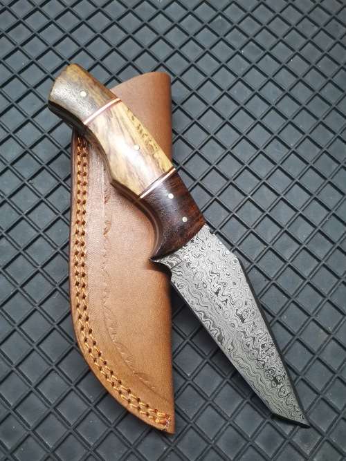 HANDMADE DAMASCUS STEEL HUNTING KNIFE
