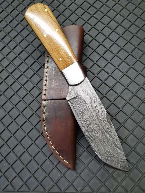 HANDMADE DAMASCUS STEEL HUNTING KNIFE