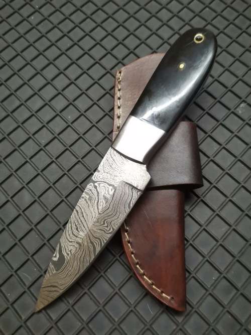 HANDMADE DAMASCUS STEEL HUNTING KNIFE