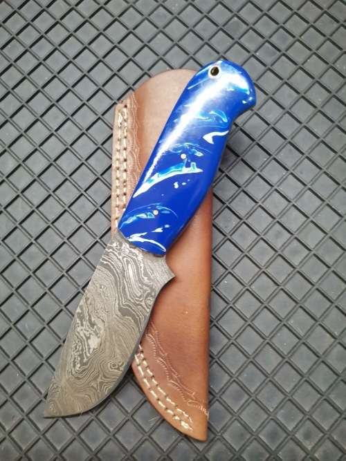 HANDMADE DAMASCUS STEEL HUNTING KNIFE