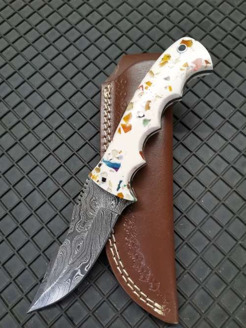 HANDMADE DAMASCUS STEEL HUNTING KNIFE