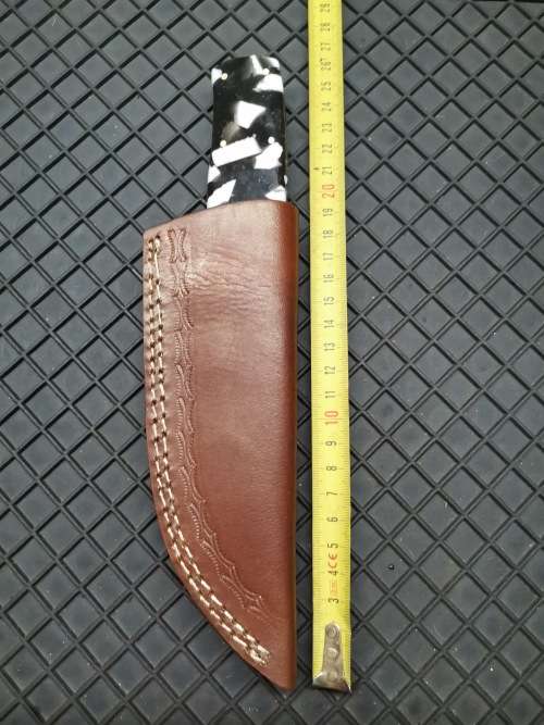 HANDMADE DAMASCUS STEEL HUNTING KNIFE