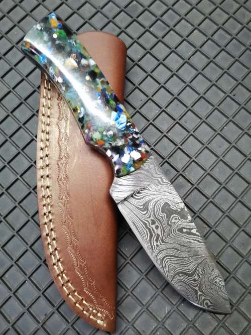 HANDMADE DAMASCUS STEEL HUNTING KNIFE
