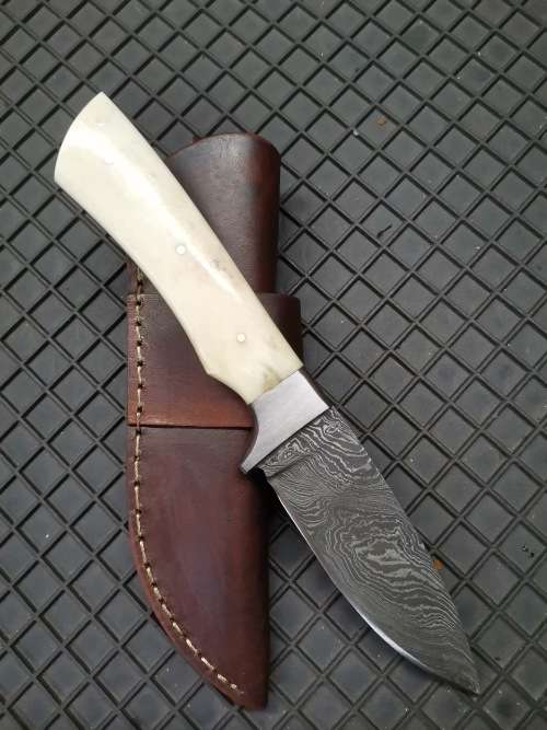 HANDMADE DAMASCUS STEEL HUNTING KNIFE